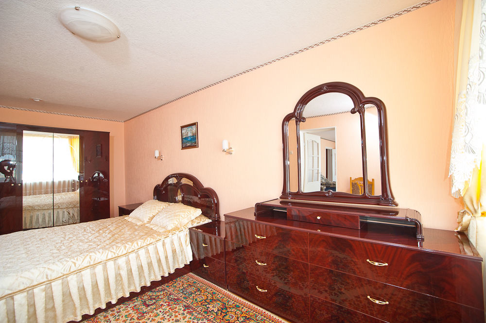 Rizhskaya Hotel Pskov Exterior photo